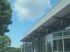 -上海星瀚奔驰4S店(红柳路店)