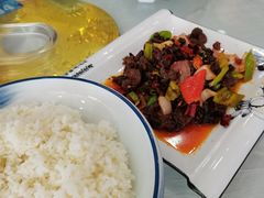 -撒拉人家.酸菜牦牛肉火锅