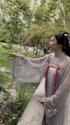 -汉仪华裳汉服馆(打浦桥店)