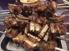 -牧场烧烤餐饮广场