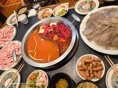 -沸炉重庆老火锅(军事博物馆店)