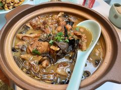 小鸡炖榛蘑-止观小馆·辽河口渔家菜(王府井店)