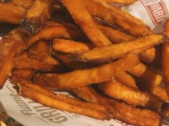 -The Habit Burger Grill 哈比特汉堡(复兴soho店)