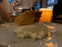 蜂窝冰淇淋配牛奶冻-BOR Eatery(安福路店)