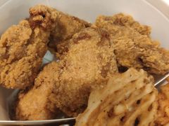 -麦当劳(保利若比邻店)