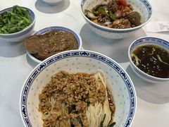 -鲁达面馆本帮风味(共康东路店)