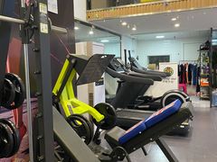 -思迈威健身(积玉桥万达店)