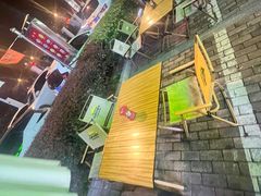 -山野的朋友露营炭火烤肉