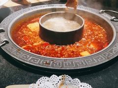 菌香鸳鸯锅-晓宇重庆火锅(龙首店)