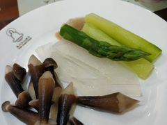 酥皮法式蘑菇汤-大佛寺高级素食自助餐厅