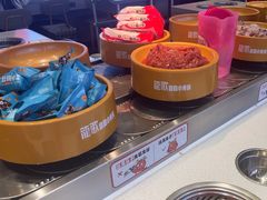 -龍歌自助小火锅(市北CBD万达店)