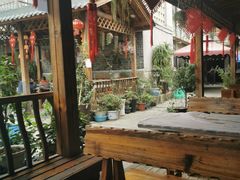 露天位-王万妈卤猪脚(青岩交通路)