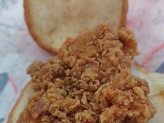 -华莱士·全鸡汉堡(财经学院店)