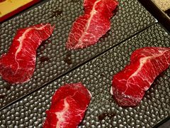 -铭牛烧肉·和牛海鲜自助(高新月牙湖店)