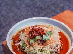 -山河屯铁锅炖·非遗东北菜(南山店)