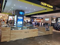 -王府井百货熙地港店