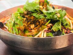 -红鼻子桂林米粉(金唐新光界店)