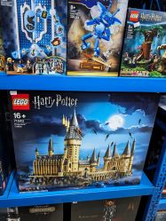 -逝水玩具折扣店