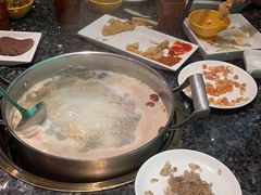 -一席地·本地鸡窝·杭帮鸡火锅(萧山银隆百货店)