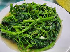 -临高吉海土窑海鲜(琼山店)