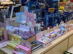 -新华书店(泉城路店)