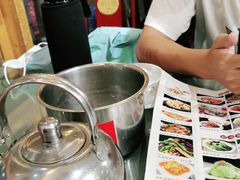-梓檚中餐厅湖北菜小龙虾武昌鱼排骨藕汤(黄鹤楼店)