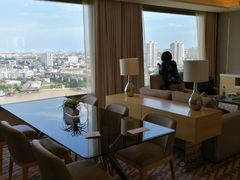 -阿瓦尼河滨曼谷酒店