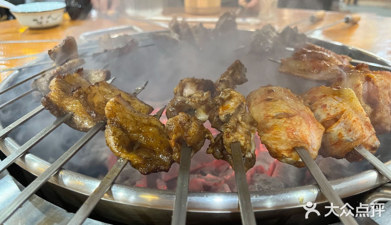 这家水浒烤肉还是坚持下来了