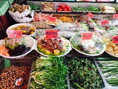 -黑龙江美食城(三角公园店)