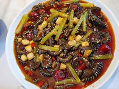 -胡桃里音乐餐厅(陶溪川店)(川湘赣菜·世界百大酒庄直供红酒·音乐表演)