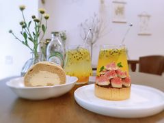 百香果气泡水-Ten Olives甜点