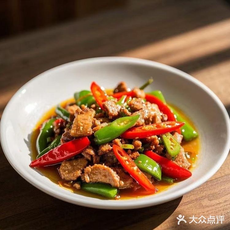 江西小炒凭‘致命辣’逆袭出圈!