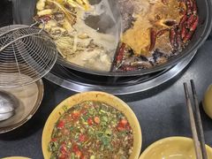 -谭记重庆老火锅(总店)
