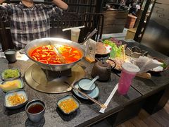 -湊湊火锅·茶憩(新中关购物中心店)