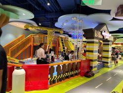 -MELAND CLUB亲子乐园•派对(虹桥万象城店)