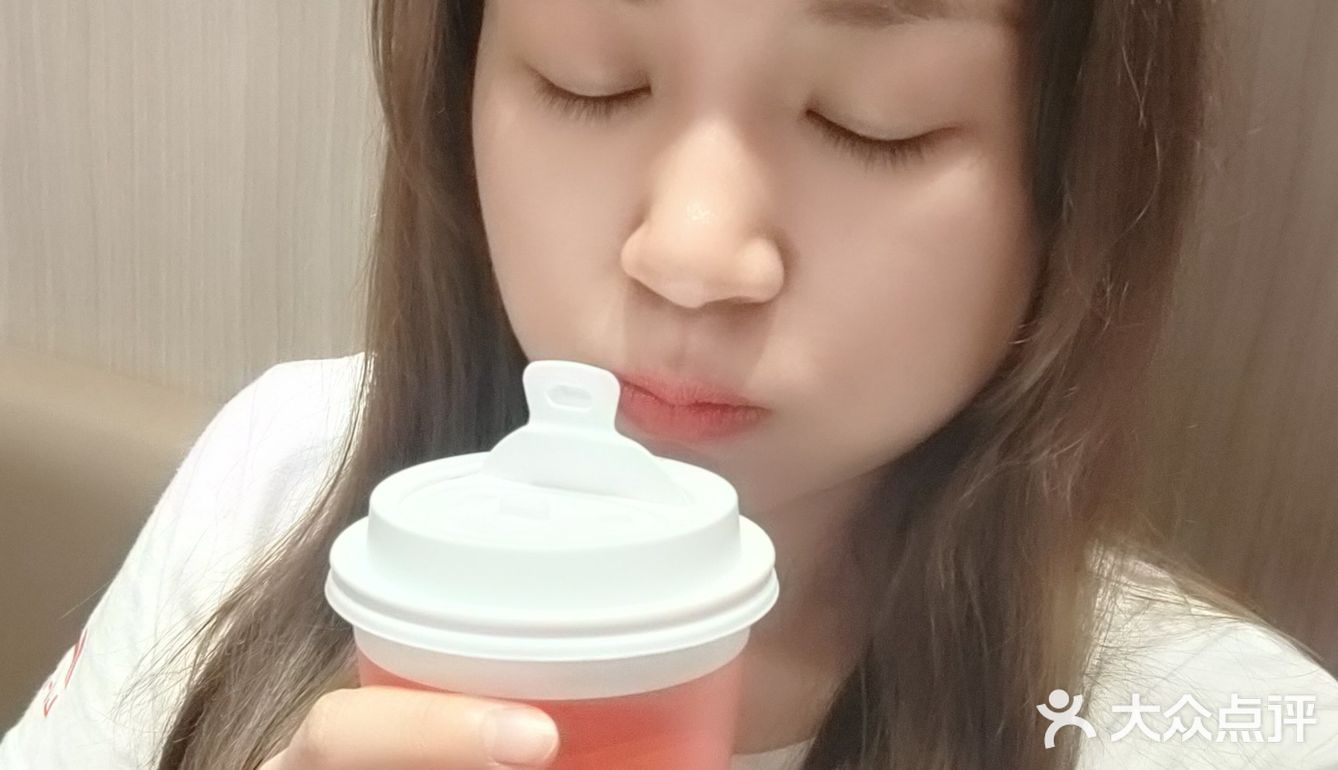 365天的咖啡自由，积少橙多，财源滚滚[亲亲]