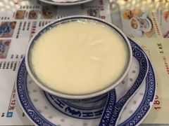 招牌双皮奶任意配-广信牛奶甜品世家(台东店)