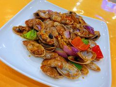 -鹏城人家海鲜酒家·23年老字号(较场尾店)