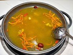 -野菌王•养生汤锅•野生菌火锅(大理漾濞路店)