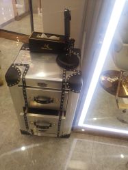 -Meng Lang 梦郎白金店