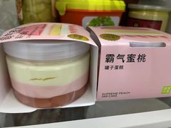 霸气蜜桃罐子蛋糕-奈雪的茶(新天地广场PRO店)