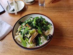 -虹海圣肉饼店家常菜馆