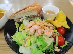 -HELLO 27 意面·沙拉·帕尼尼