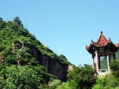 -爱情山风景区