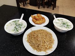 -伍湛记 · 广州老字号(龙津中路店)