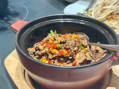 -鞍山大白鲨美食酒店