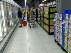 -家乐福(古北店)