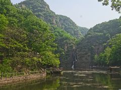 -龙潭大峡谷