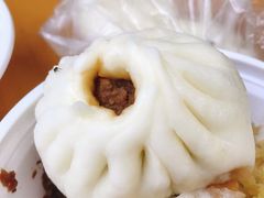 老面土猪肉包-凤起龙游老面包子(凯德晶品店)