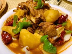 新疆大盘鸡-巴扎美食·新疆菜·西域歌舞表演餐厅(新疆大厦店)